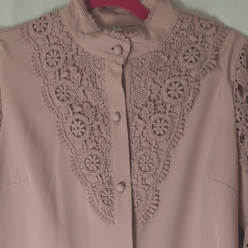 Elegant Lace Detail Pink Blouse - Picture 5 of 8